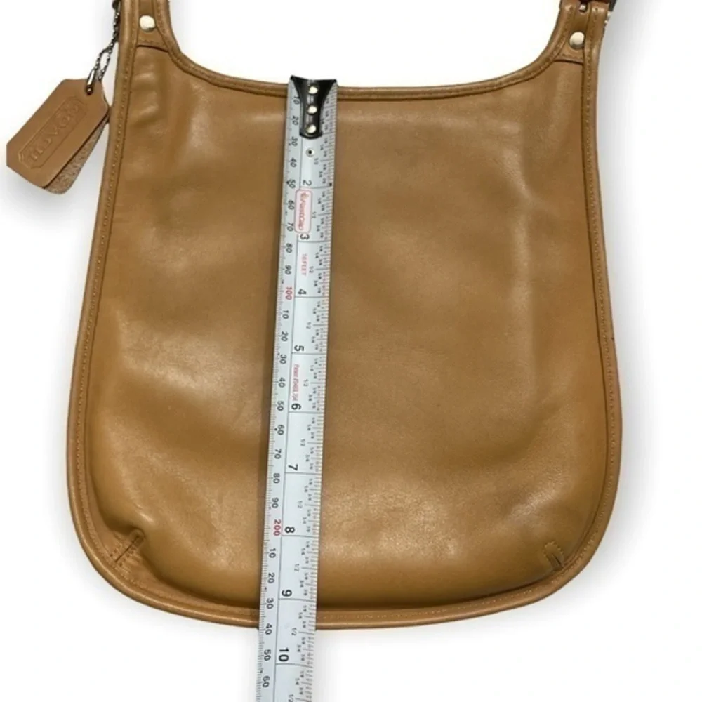 Coach tan leather vintage slim hippie bag 9135 - Picture 3 of 16